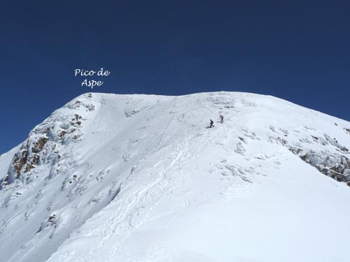 Ascensión al Pico Aspe, Pico de la Garganta de Aísa
