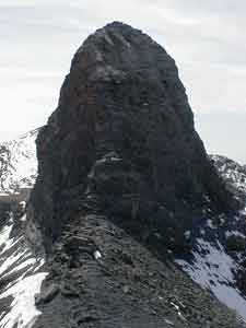 Subida al Pico Sierra Morena / Serre Mourène, en la cresta de La Munia