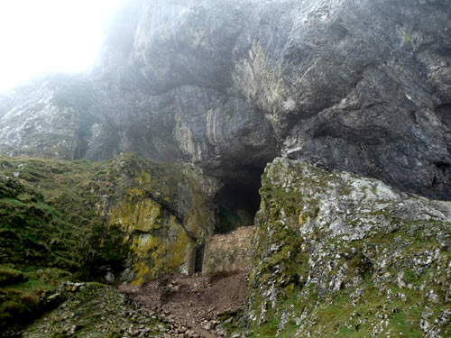 túnel de San Adrián Este, hacia Aizkorri